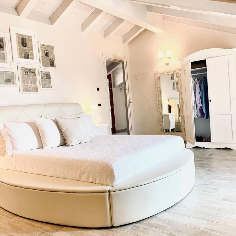 カステッラーロ La Vista Del Poggio Bed & Breakfast エクステリア 写真